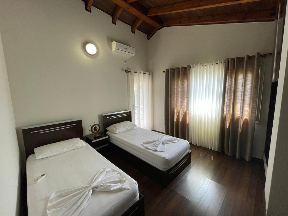 Vila Zahaj Vlorë Exteriér fotografie